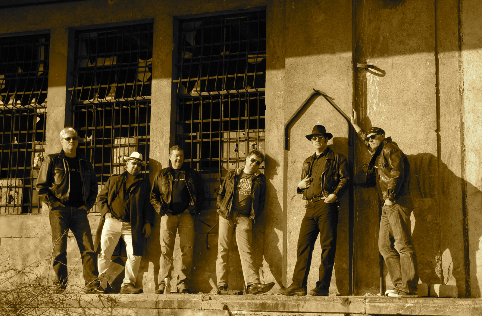 hp_oxi_aussenwand_sepia